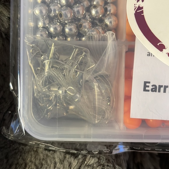 DIY Jewelry Making Kit. BNIB - Picture 6 of 6